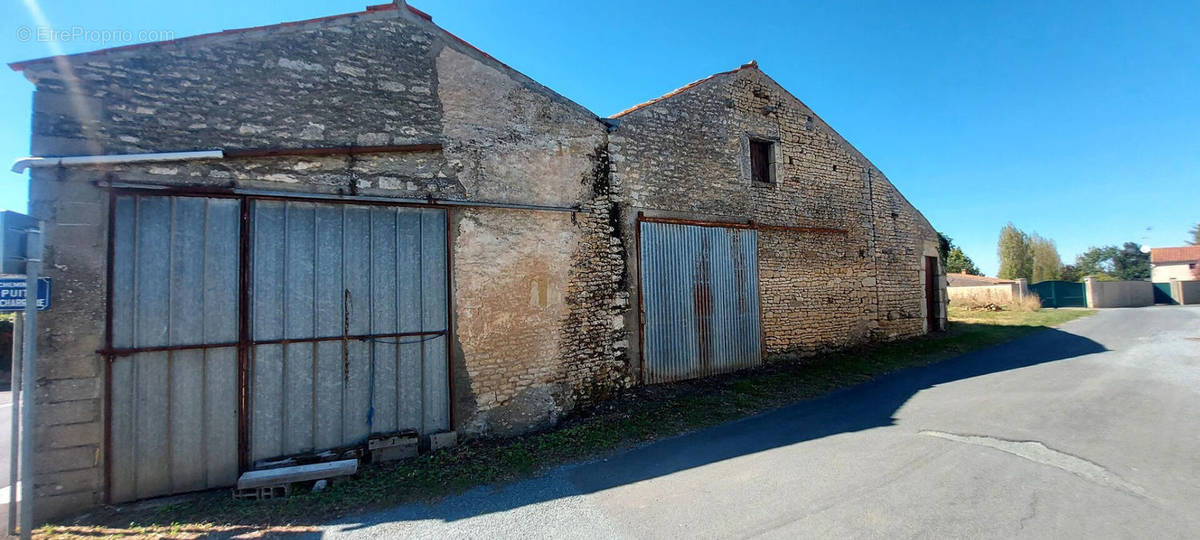 Maison à POUILLE