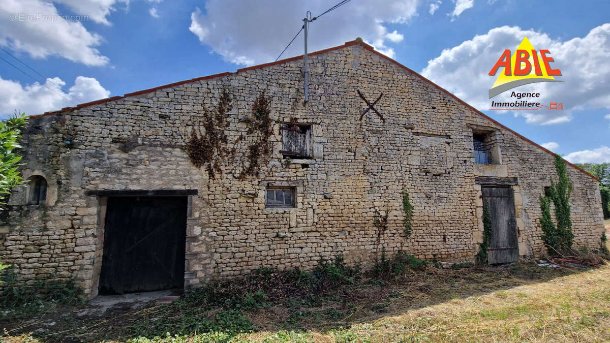 Maison à MONTREUIL