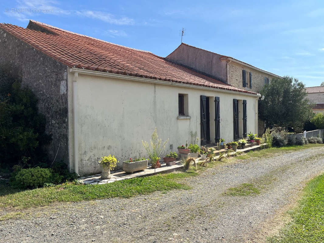 Maison à SAINT-MARTIN-DES-FONTAINES