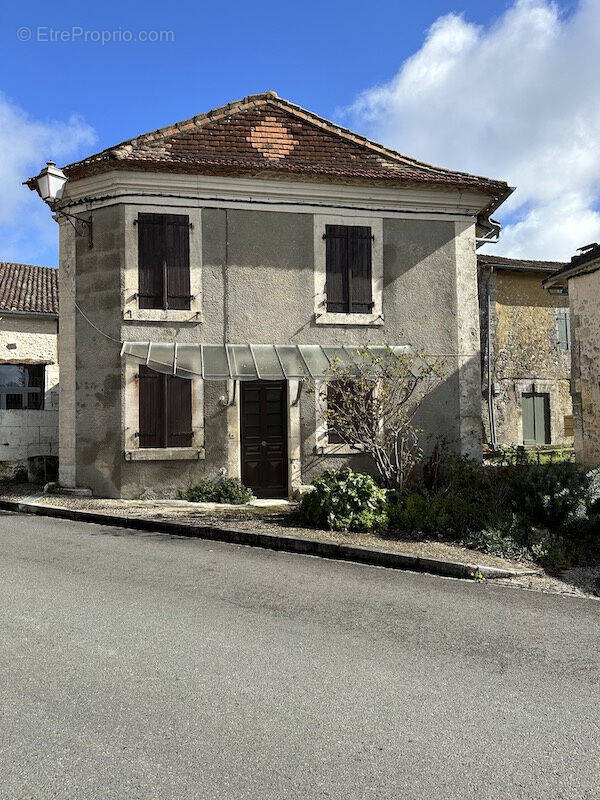 Maison à VERTEILLAC