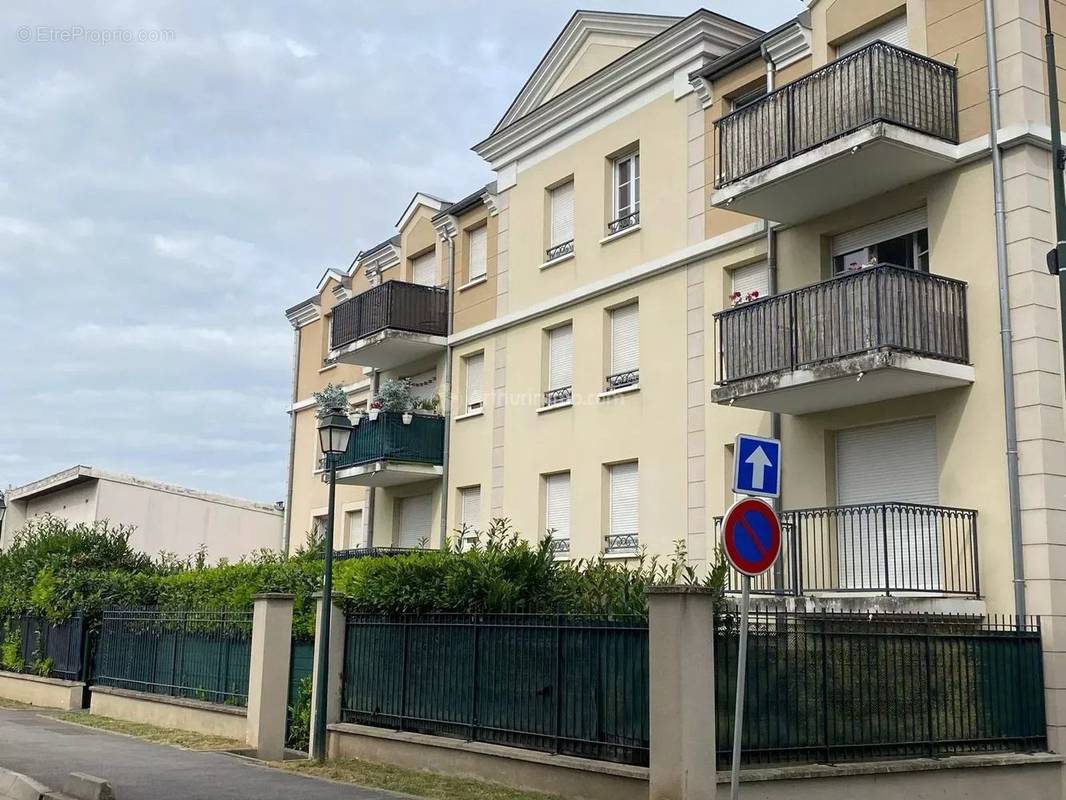 Appartement à VILLEBON-SUR-YVETTE