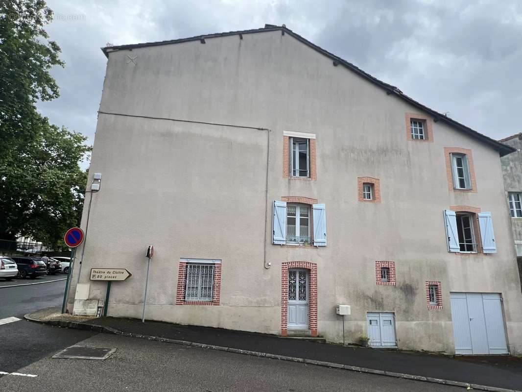 Maison à BELLAC