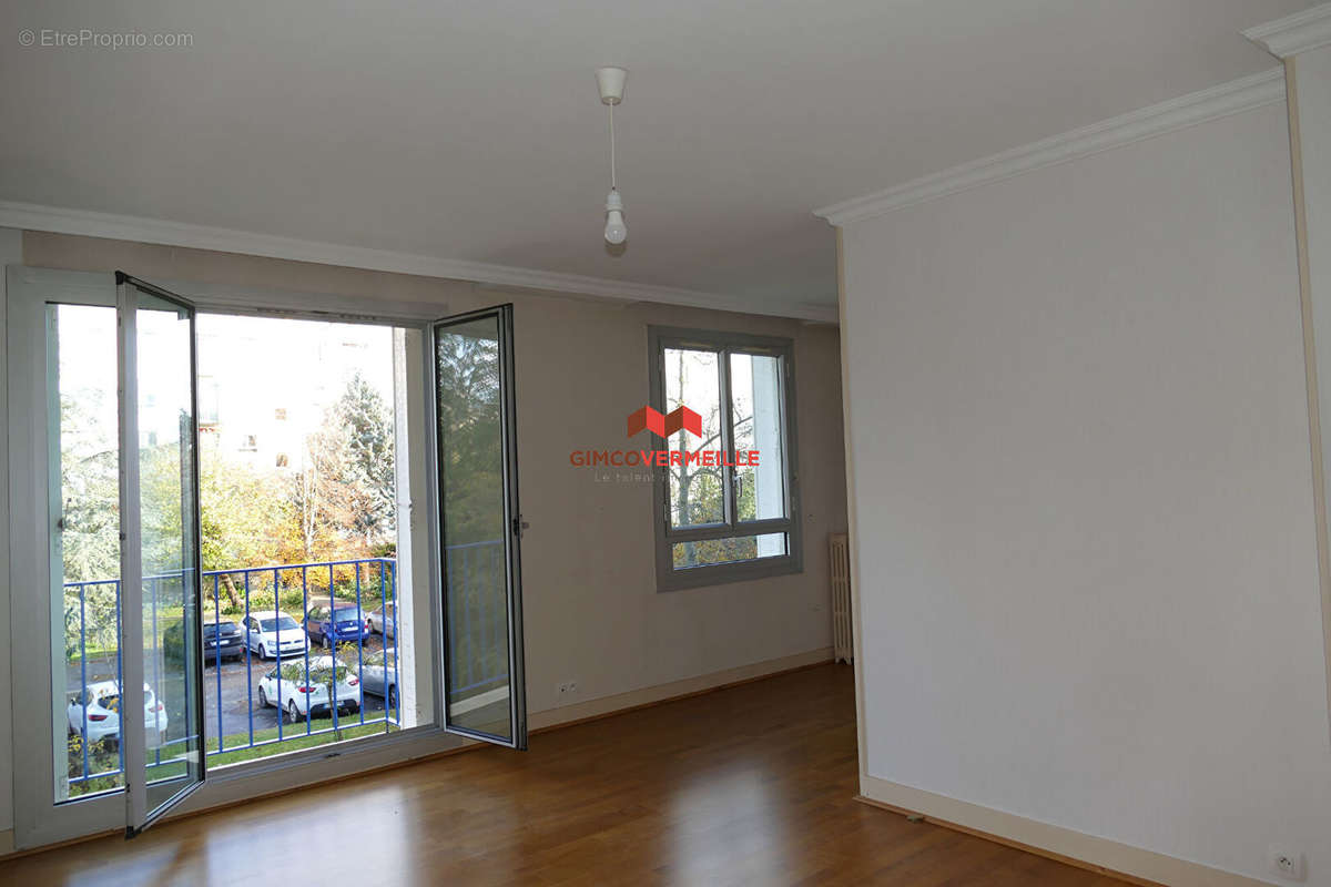 Appartement à RUEIL-MALMAISON