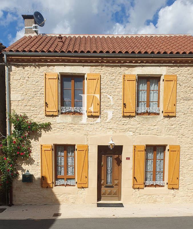 Maison à VILLEFRANCHE-DU-PERIGORD