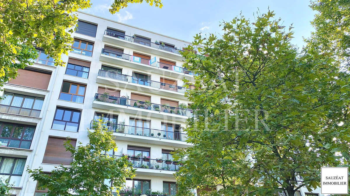 Appartement à MONTROUGE