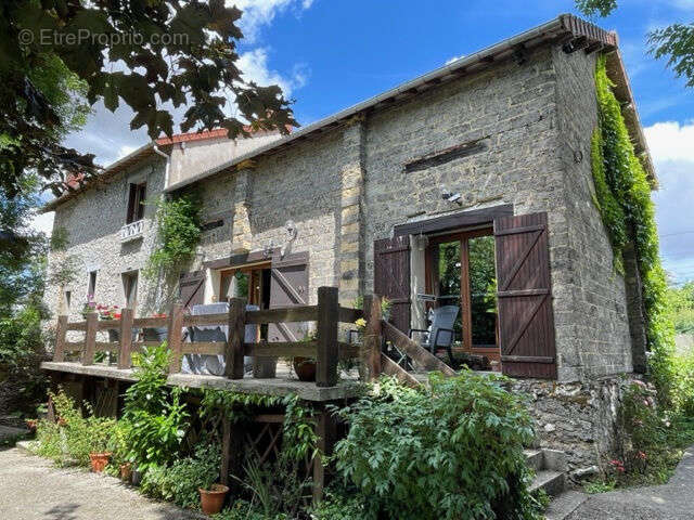 Maison à JOUY-SUR-MORIN