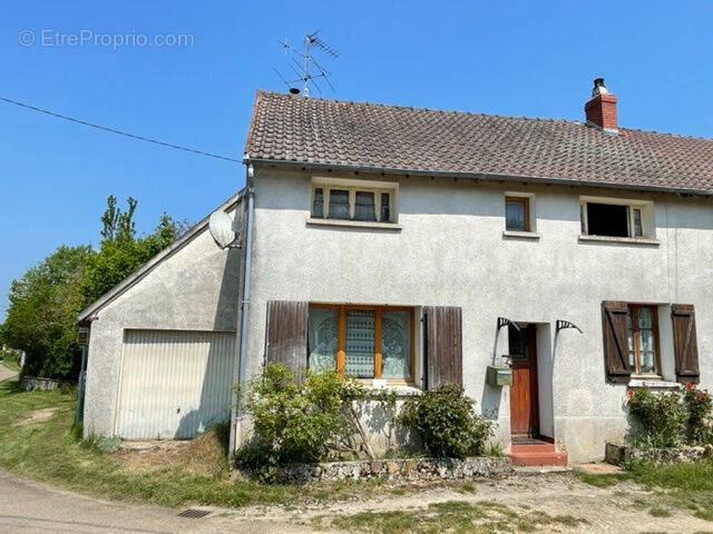 Maison à LA FERTE-GAUCHER