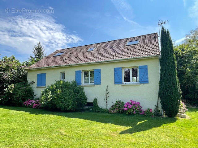 Maison à JOUY-SUR-MORIN