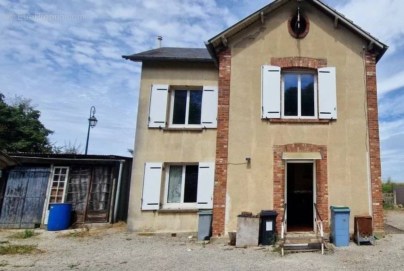 Maison à MAINTENON