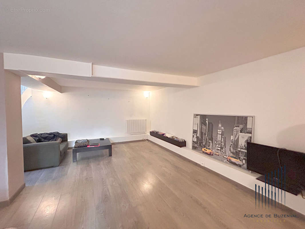 Appartement à RUEIL-MALMAISON