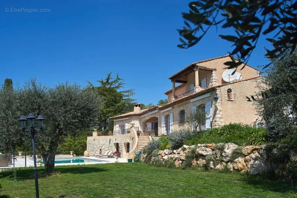 Maison à MOUGINS