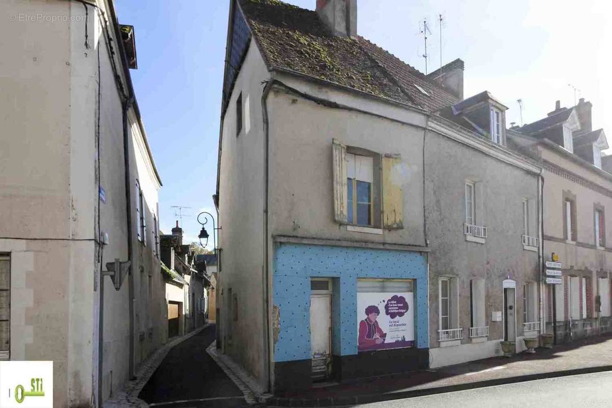 Maison à CHATILLON-COLIGNY