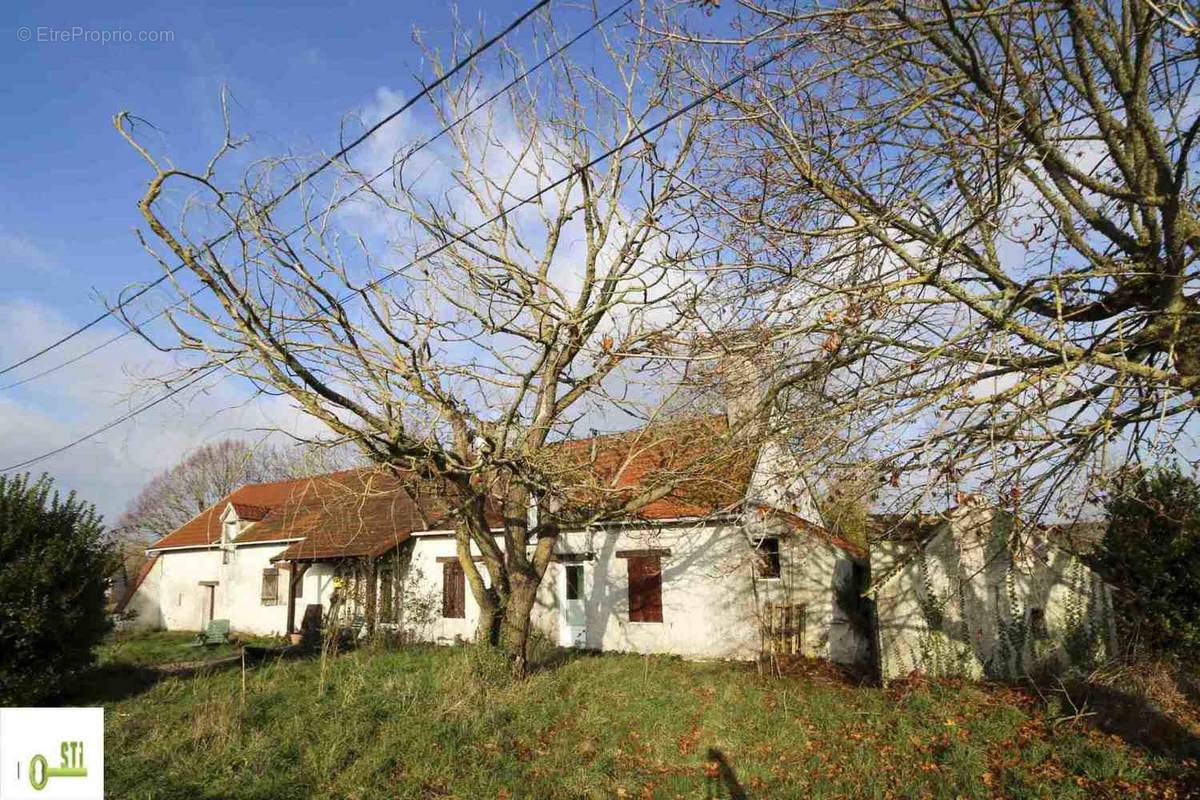 Maison à DAMMARIE-SUR-LOING