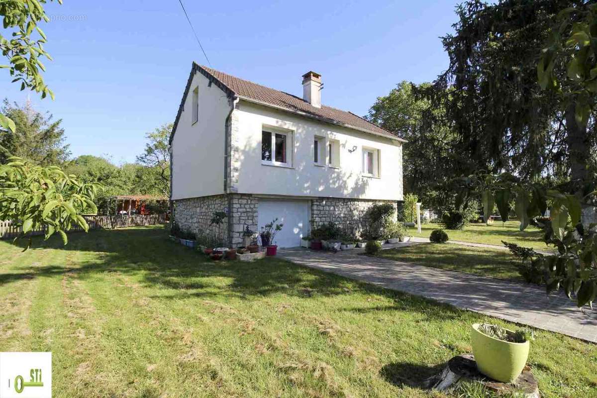 Maison à DAMMARIE-SUR-LOING