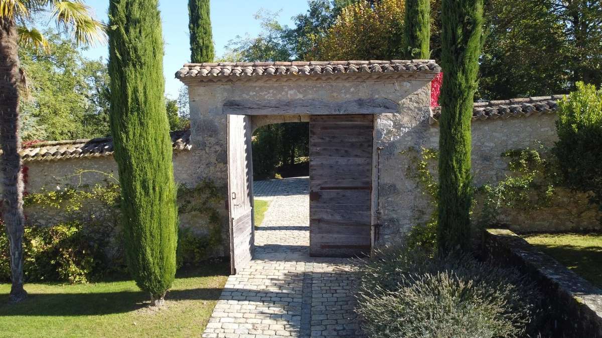 Maison à MONFLANQUIN