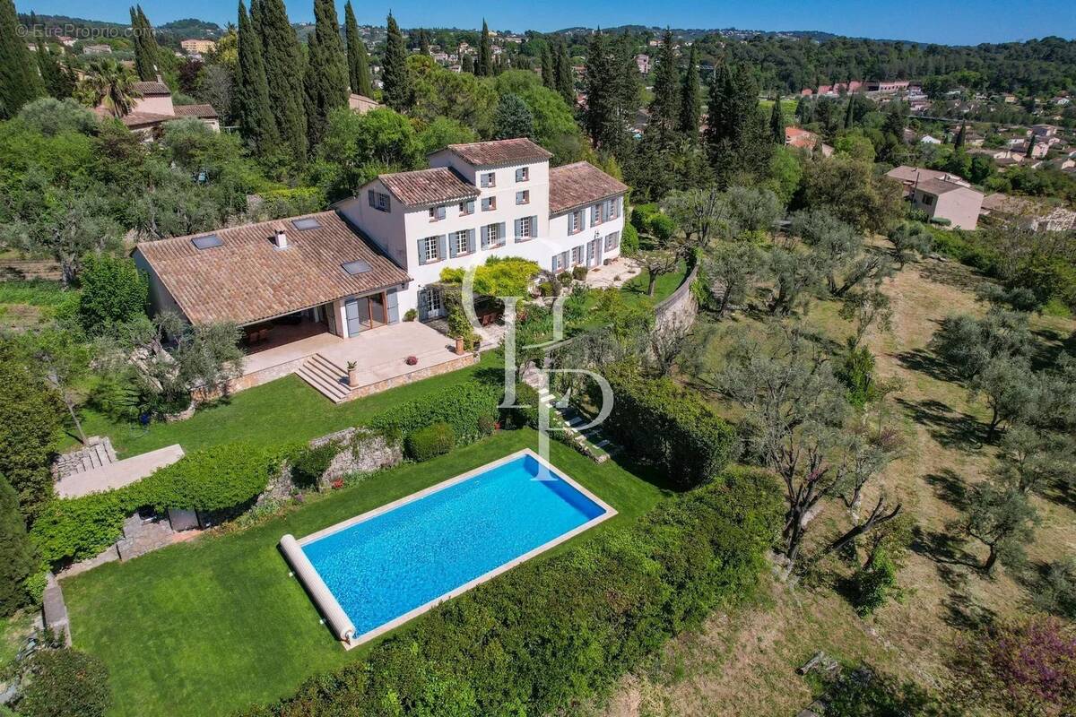 Maison à MOUGINS