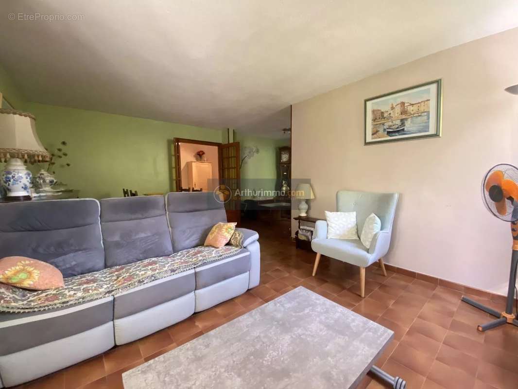 Appartement à FREJUS