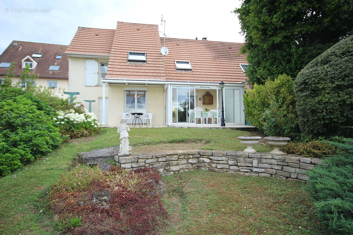 Maison à BRENOUILLE