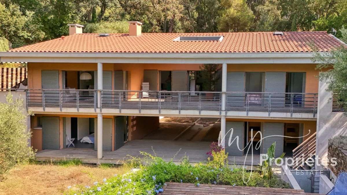 Maison à RAYOL-CANADEL-SUR-MER