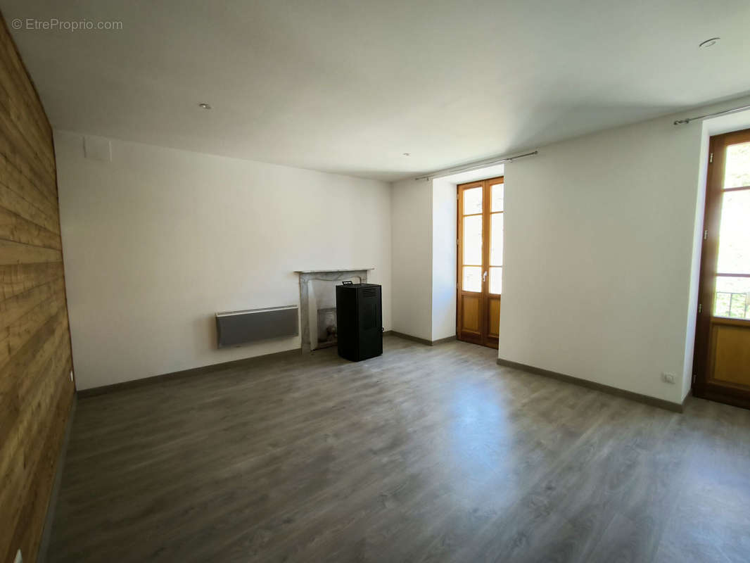 Appartement à TENDE