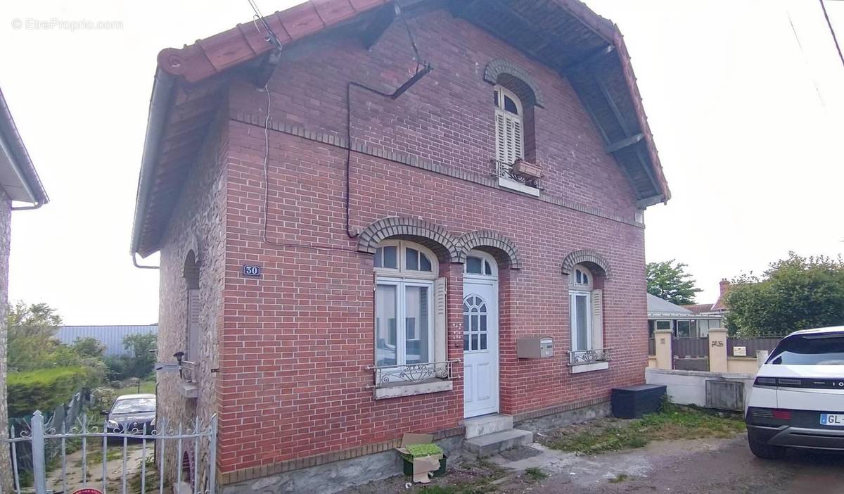 Maison à CHALETTE-SUR-LOING