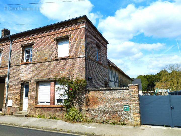 Maison à BEAUVAIS