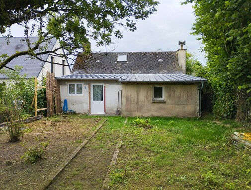 Maison à CREVECOEUR-LE-GRAND