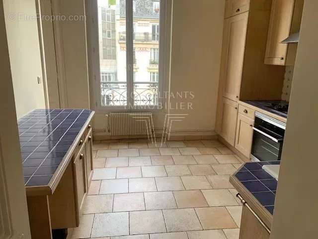 Appartement à LEVALLOIS-PERRET