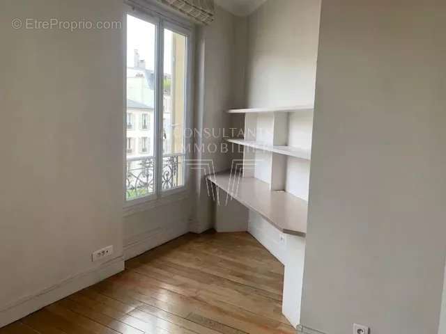 Appartement à LEVALLOIS-PERRET