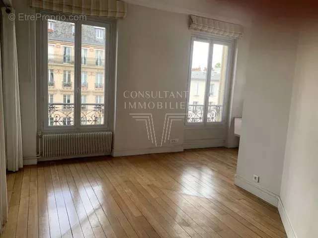 Appartement à LEVALLOIS-PERRET