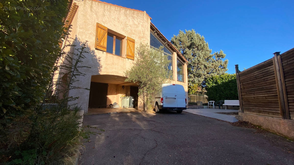 Maison à BOUC-BEL-AIR