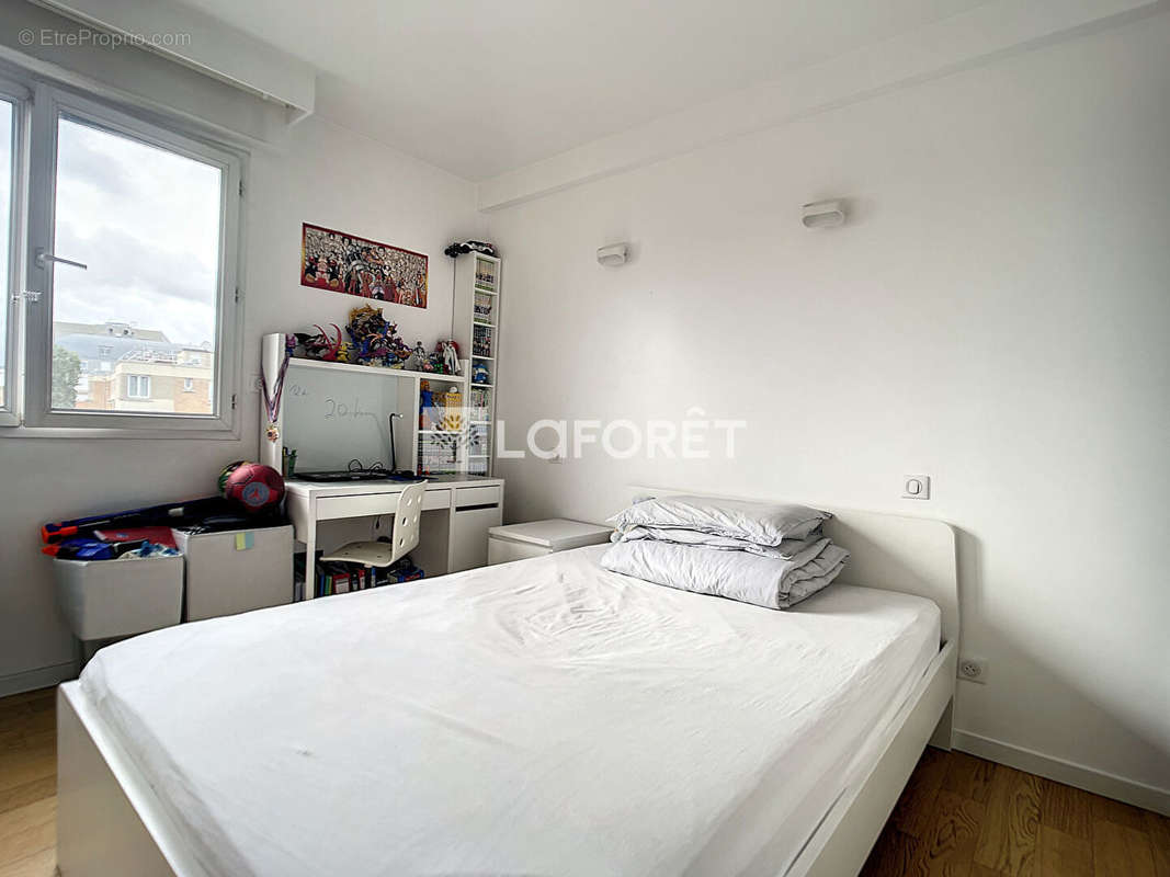 Appartement à PARIS-19E