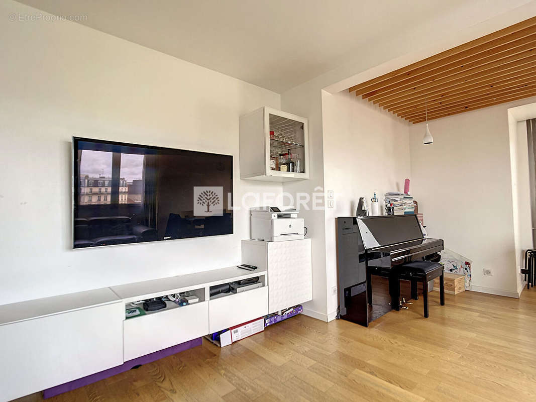 Appartement à PARIS-19E