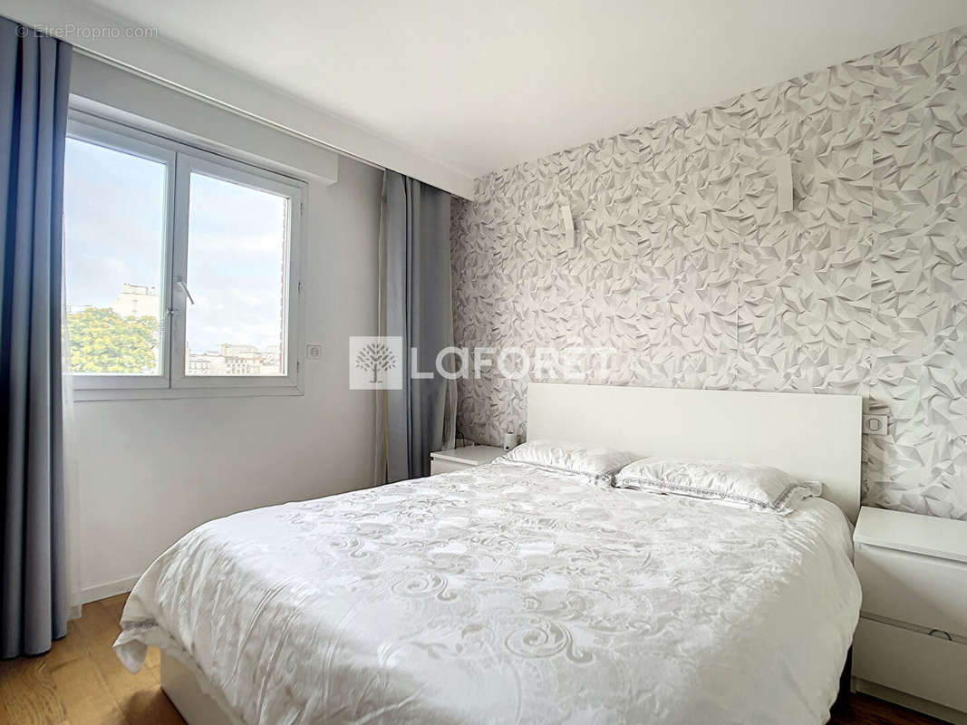 Appartement à PARIS-19E