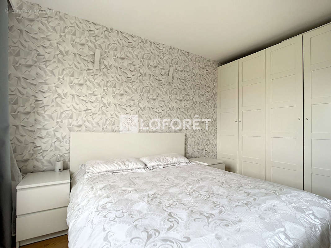 Appartement à PARIS-19E