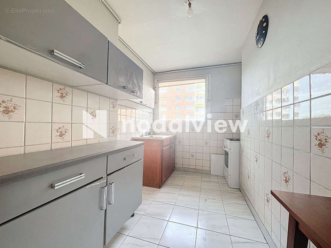 Appartement à PARIS-19E