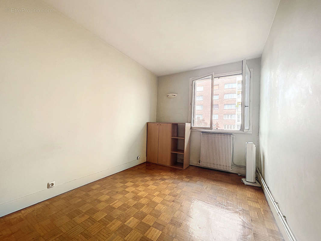 Appartement à PARIS-19E