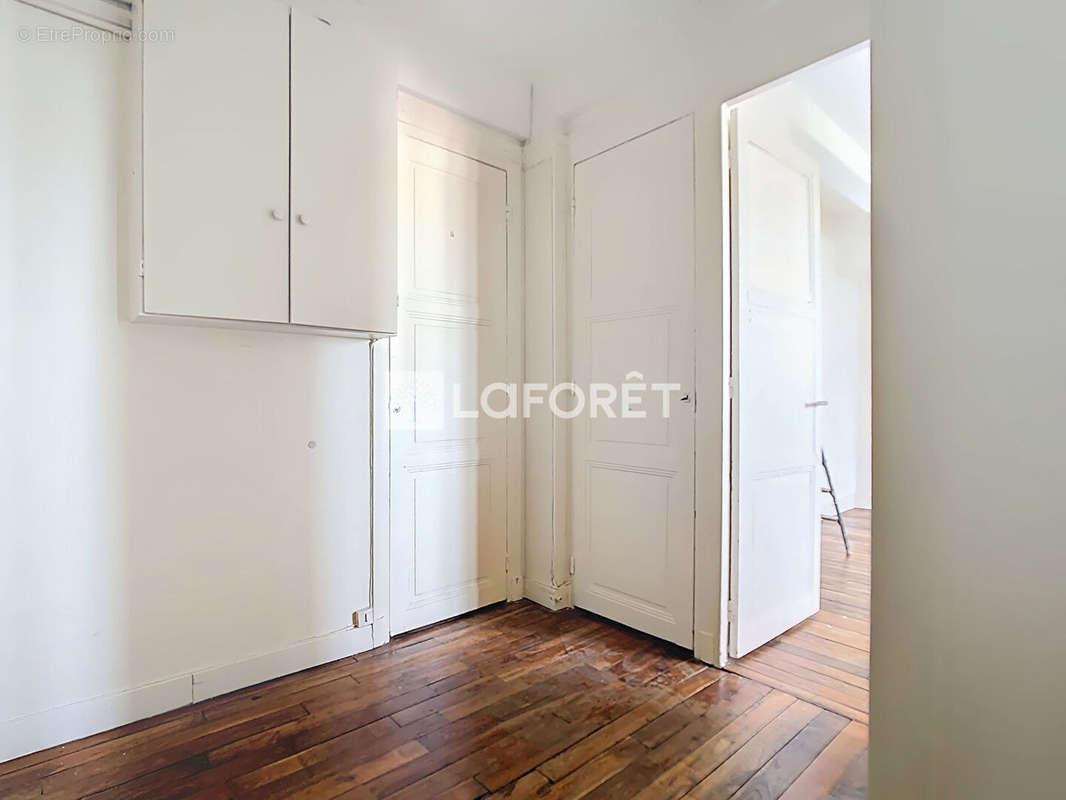 Appartement à PARIS-20E