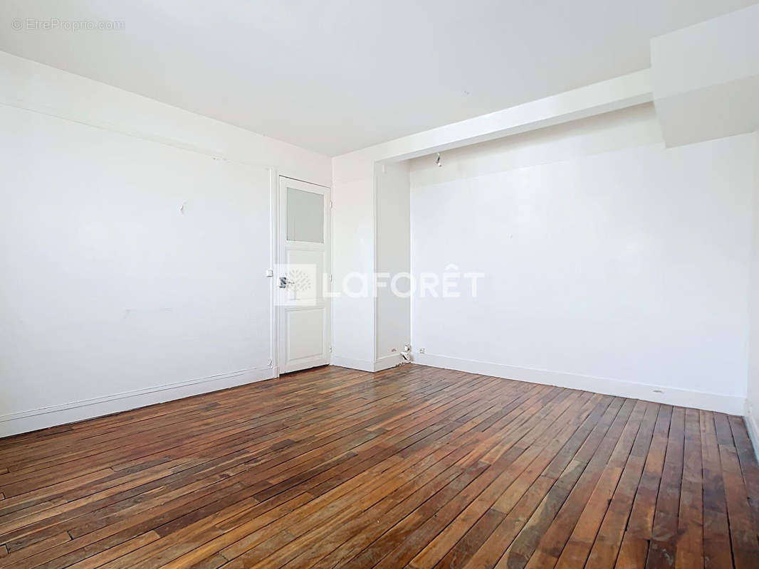 Appartement à PARIS-20E