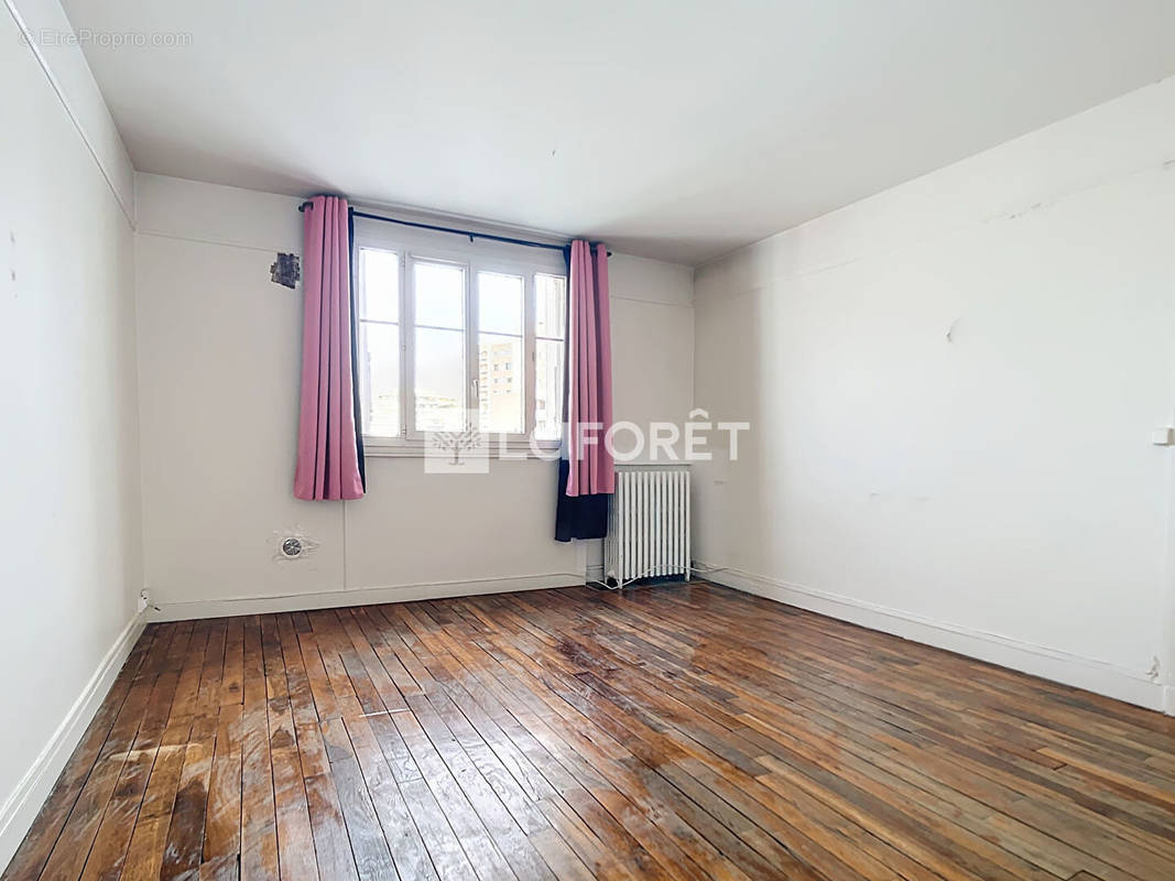 Appartement à PARIS-20E