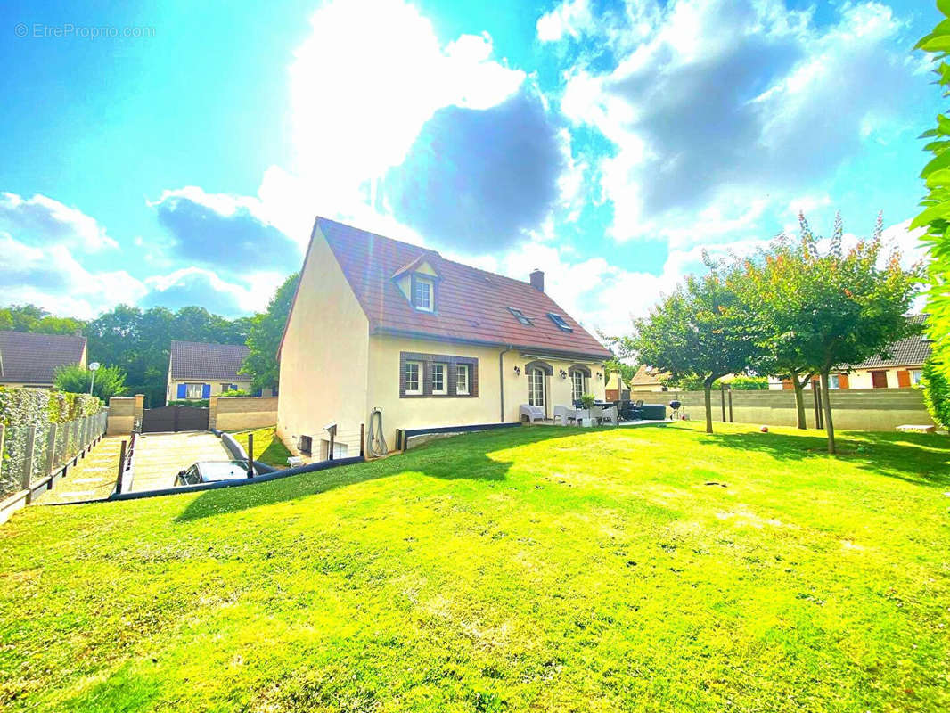 Maison à CHARTRES