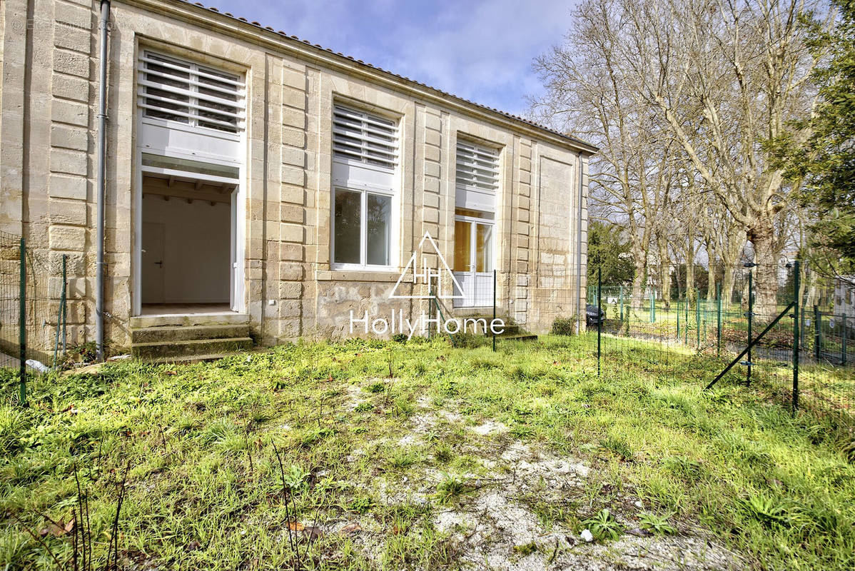 Maison à BLANQUEFORT