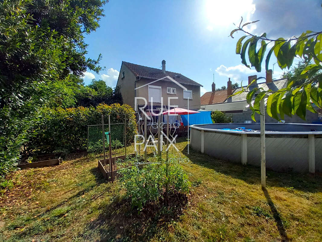 Maison à CHATELLERAULT