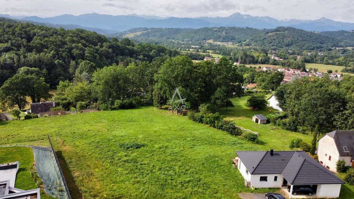 Terrain à TOURNAY