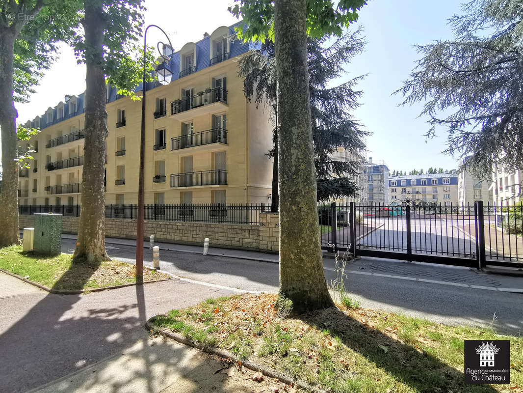 Appartement à VERSAILLES