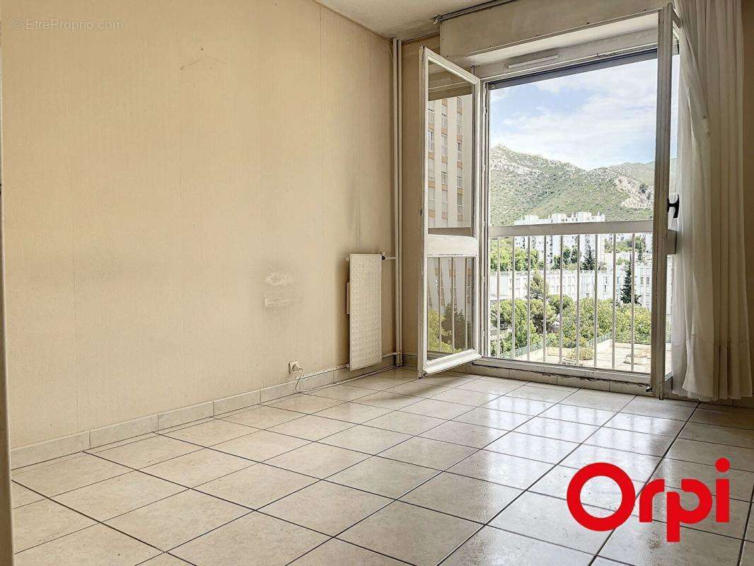 Appartement à MARSEILLE-10E