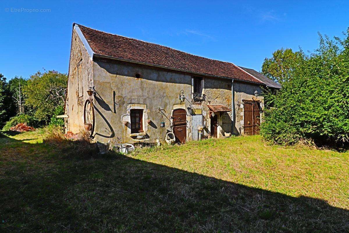 Maison à NEUVY-DEUX-CLOCHERS