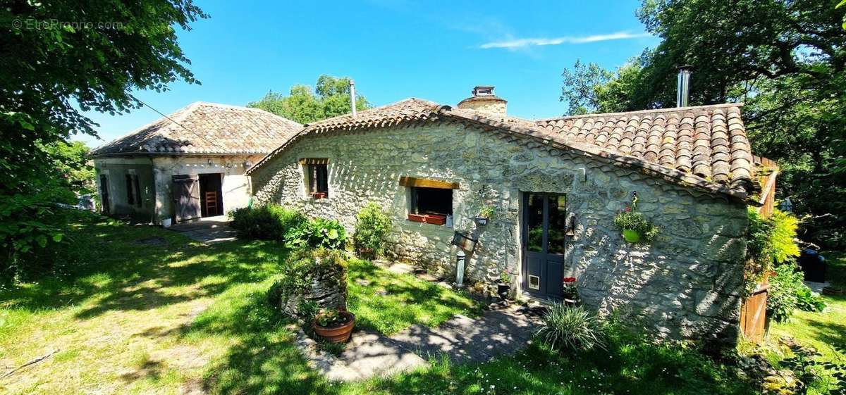 Maison à LAUZERTE