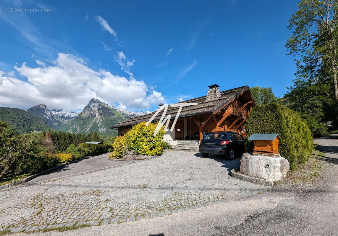 Maison à SAMOENS