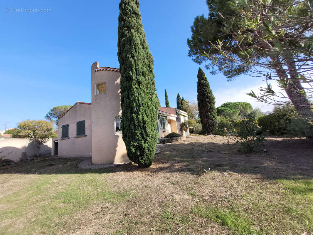 Maison à SALLES-D&#039;AUDE